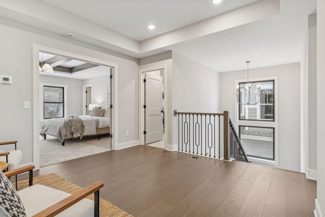 5821 Ashcroft Avenue, Edina, MN 55424