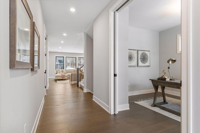 5821 Ashcroft Avenue, Edina, MN 55424