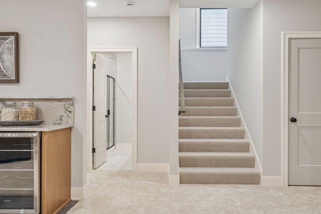 5821 Ashcroft Avenue, Edina, MN 55424