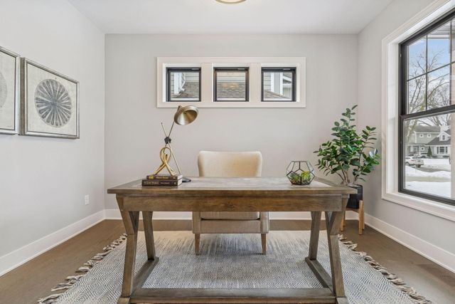 5821 Ashcroft Avenue, Edina, MN 55424