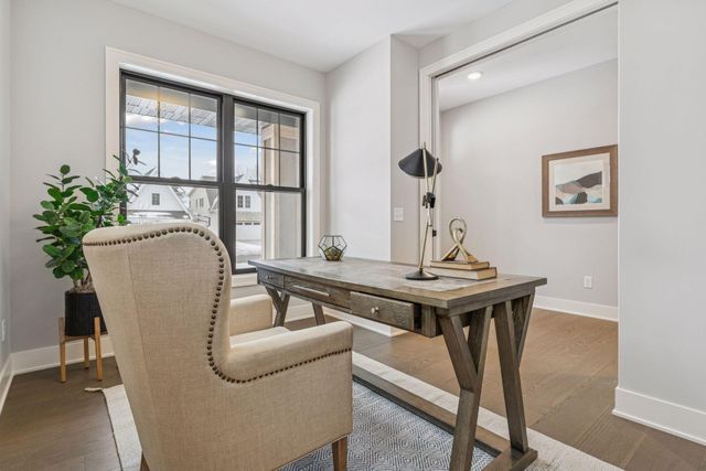 5821 Ashcroft Avenue, Edina, MN 55424