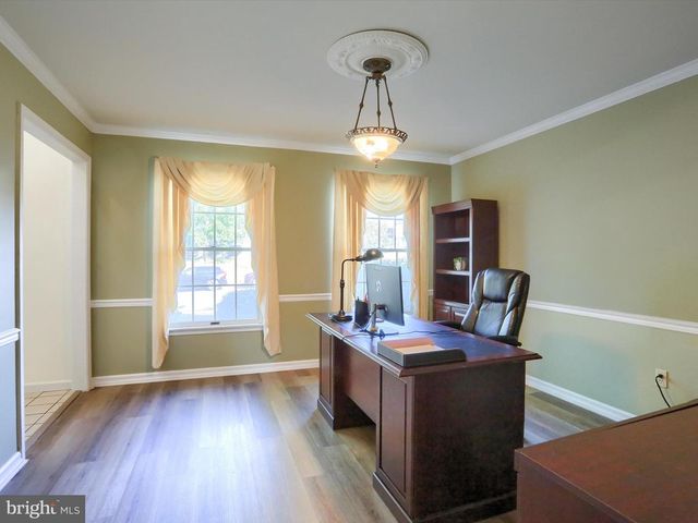 34 DONEGAL DR, Carlisle, PA 17013
