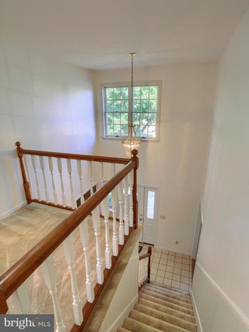 34 DONEGAL DR, Carlisle, PA 17013