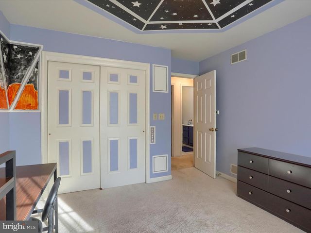 34 DONEGAL DR, Carlisle, PA 17013