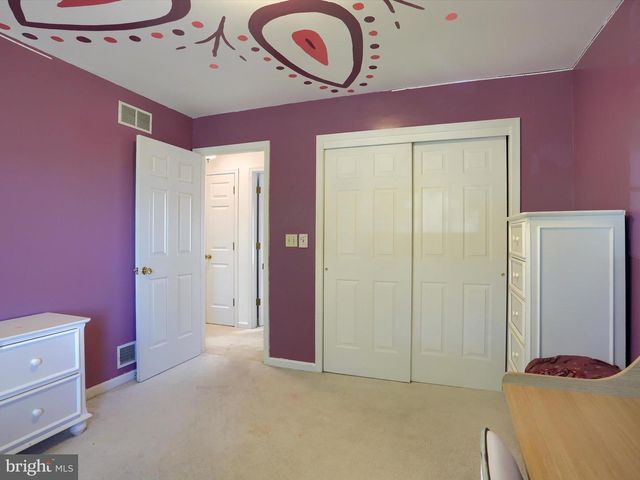34 DONEGAL DR, Carlisle, PA 17013