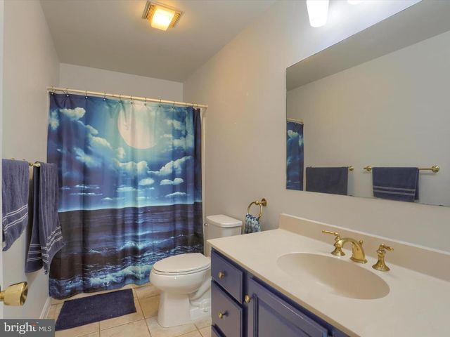 34 DONEGAL DR, Carlisle, PA 17013