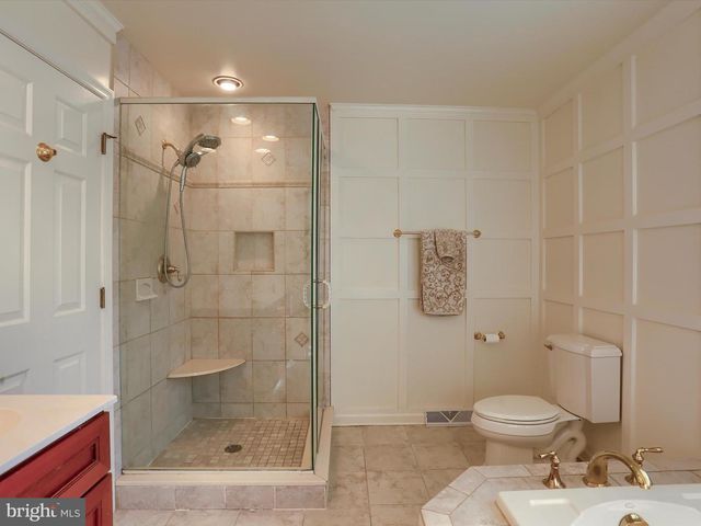 34 DONEGAL DR, Carlisle, PA 17013