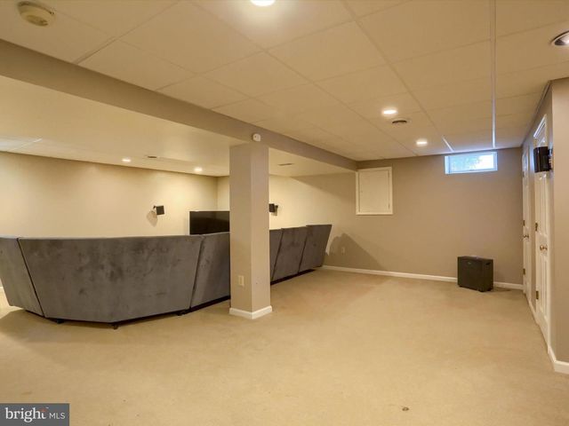 34 DONEGAL DR, Carlisle, PA 17013