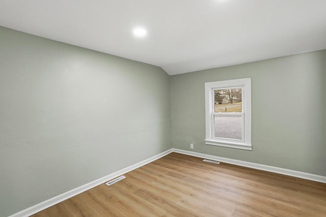 238 N Nichols Street, Lowell, IN 46356