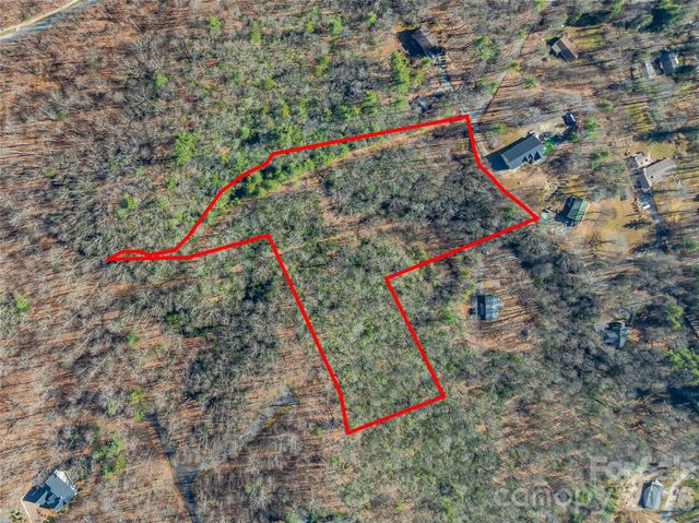 9999 Coy-Evie Lane, Laurel Park, NC 28739