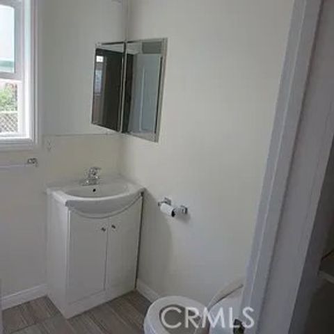 2017 Lovila Lane, Altadena, CA 91001