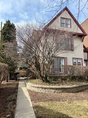 433 Wisconsin Avenue 3, Oak Park, IL 60302