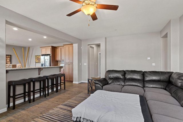 6544 Bowing Ct, Riverbank, CA 95367