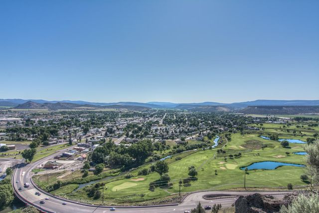1438 NE Whistle Way, Prineville, OR 97754