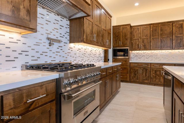 2430 LUPINE Lane, Wickenburg, AZ 85390