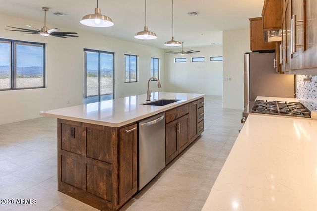 2430 LUPINE Lane, Wickenburg, AZ 85390