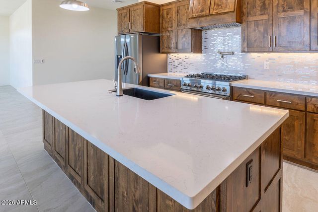 2430 LUPINE Lane, Wickenburg, AZ 85390