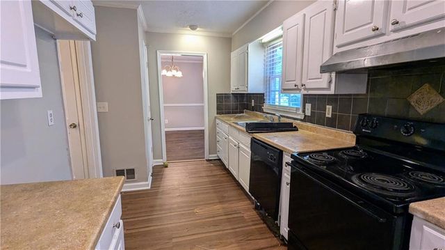 4428 Nantucket Cove, Stone Mountain, GA 30083