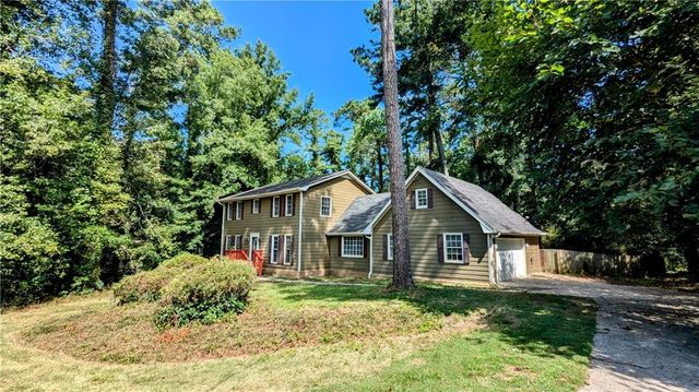 4428 Nantucket Cove, Stone Mountain, GA 30083