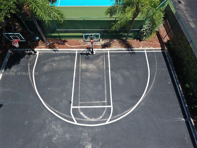 19901 E Country Club Dr 2206, Aventura, FL 33180