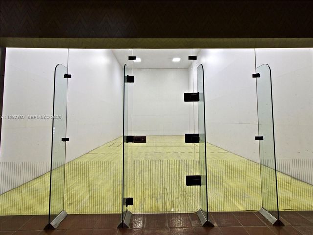 19901 E Country Club Dr 2206, Aventura, FL 33180