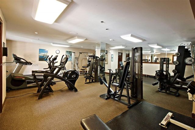 19901 E Country Club Dr 2206, Aventura, FL 33180