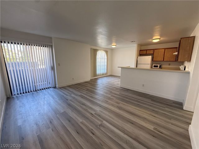 2980 Juniper Hills Boulevard 103, Las Vegas, NV 89142