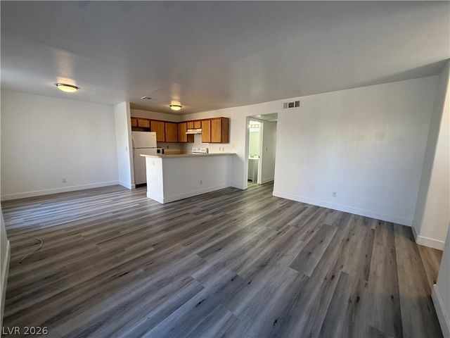 2980 Juniper Hills Boulevard 103, Las Vegas, NV 89142