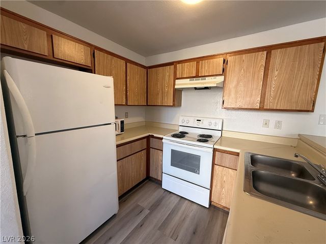 2980 Juniper Hills Boulevard 103, Las Vegas, NV 89142
