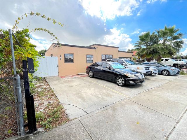 236 E 14th St B, Hialeah, FL 33010