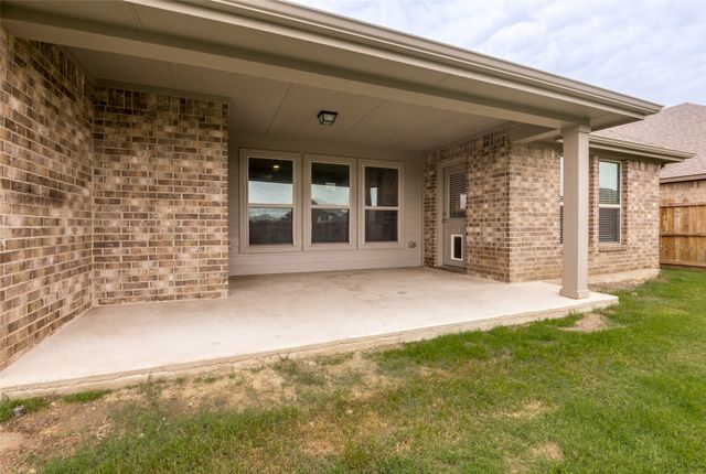 541 Windrow Lane, Waxahachie, TX 75165