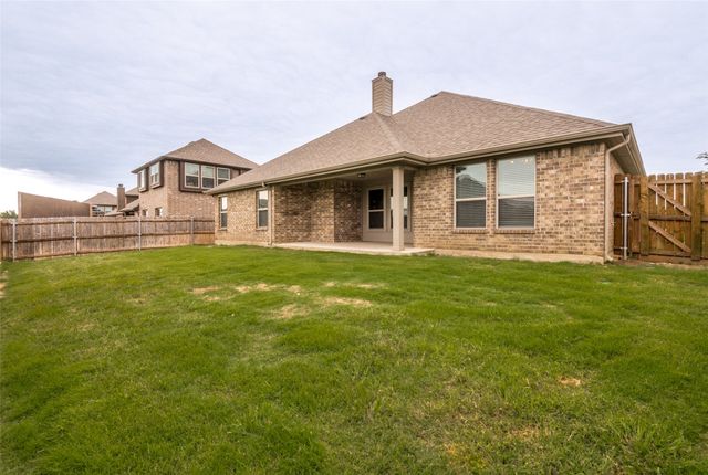 541 Windrow Lane, Waxahachie, TX 75165