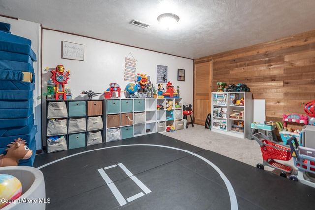 701 E Bismark Ave, Spokane, WA 99208