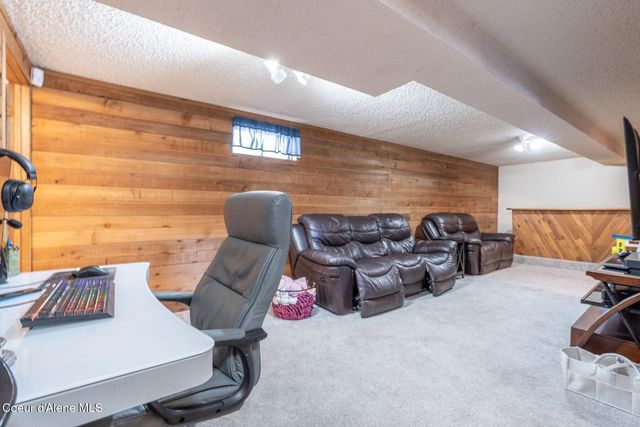 701 E Bismark Ave, Spokane, WA 99208