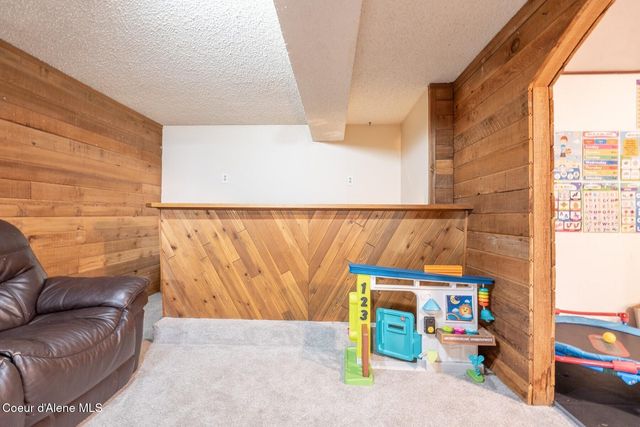 701 E Bismark Ave, Spokane, WA 99208