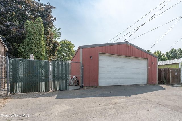 701 E Bismark Ave, Spokane, WA 99208