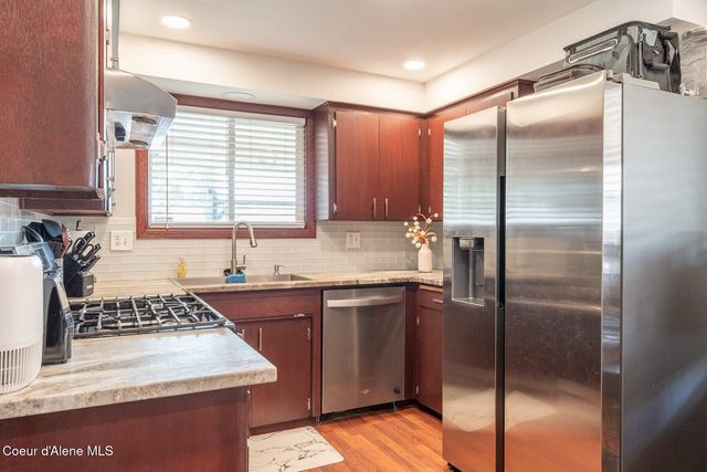 701 E Bismark Ave, Spokane, WA 99208