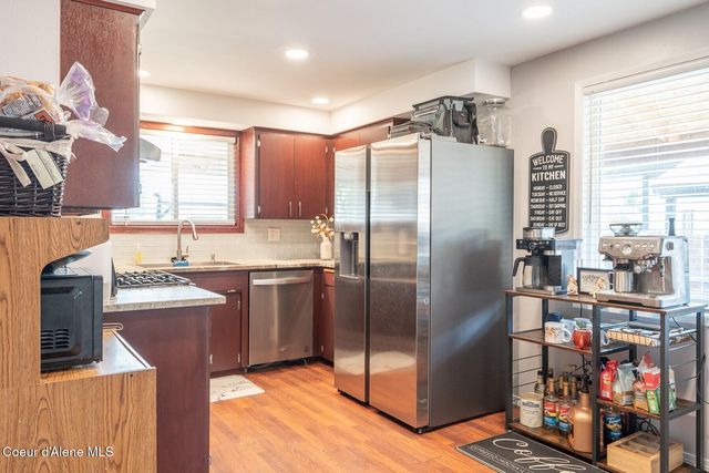 701 E Bismark Ave, Spokane, WA 99208