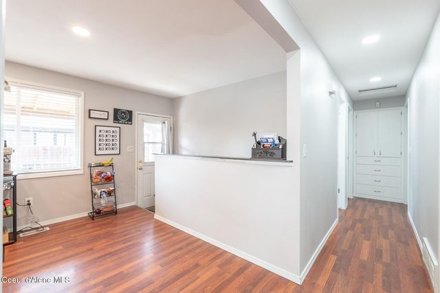 701 E Bismark Ave, Spokane, WA 99208