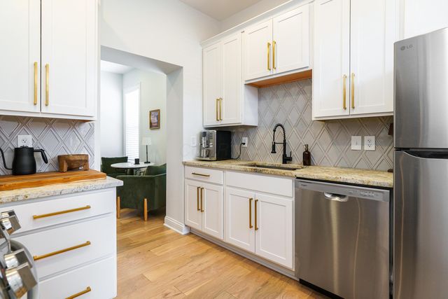 33 W Starr Avenue, Columbus, OH 43201