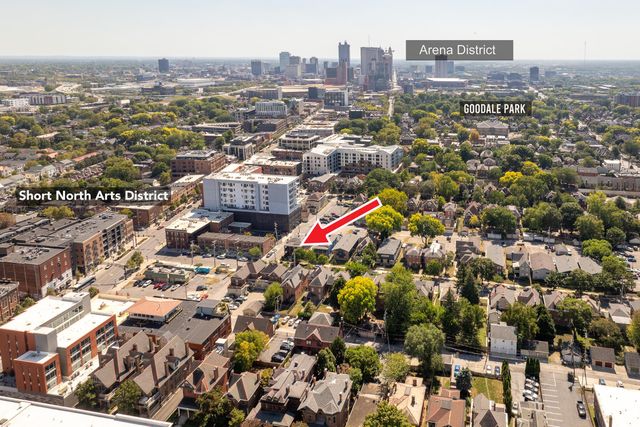 33 W Starr Avenue, Columbus, OH 43201