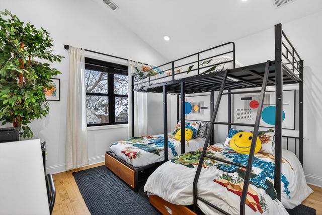 2514 Harvey Avenue, Berwyn, IL 60402