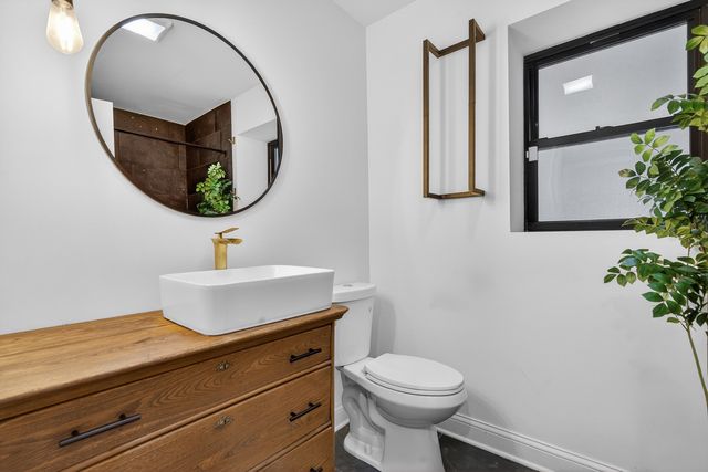 2514 Harvey Avenue, Berwyn, IL 60402