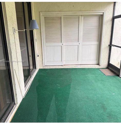 2590 N Carambola Cir N 1877, Coconut Creek, FL 33066