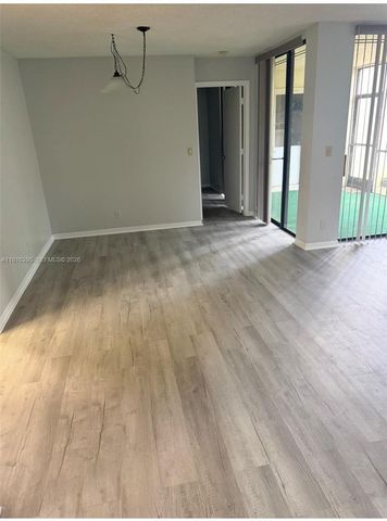 2590 N Carambola Cir N 1877, Coconut Creek, FL 33066