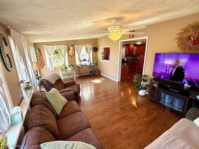 6134 Mahoning Avenue NW, Warren, OH 44481