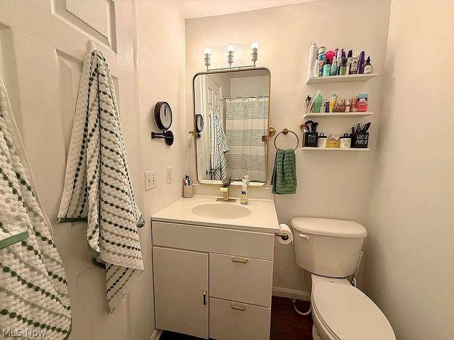 6134 Mahoning Avenue NW, Warren, OH 44481