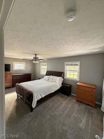 6134 Mahoning Avenue NW, Warren, OH 44481