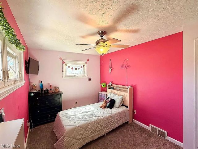 6134 Mahoning Avenue NW, Warren, OH 44481