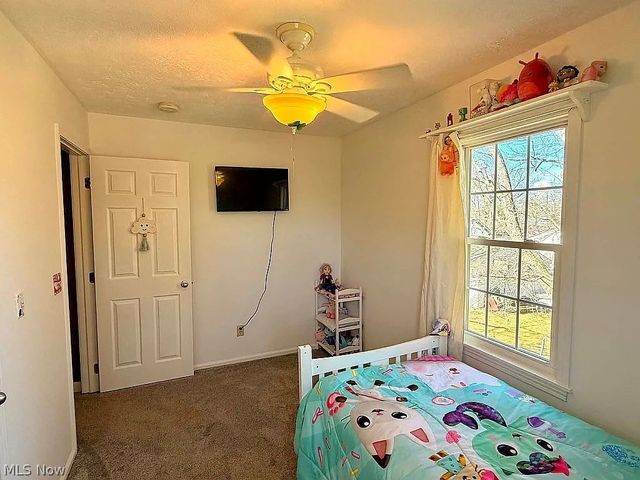 6134 Mahoning Avenue NW, Warren, OH 44481